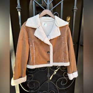 Altar’d State Savannah Suede Jacket

Non smoking/no pets